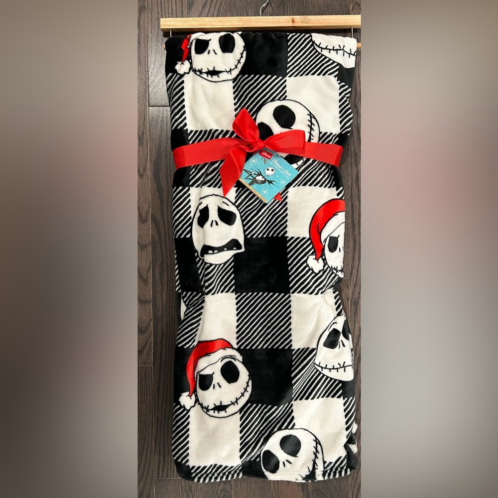 Disney Nightmare Before Christmas throw NWT